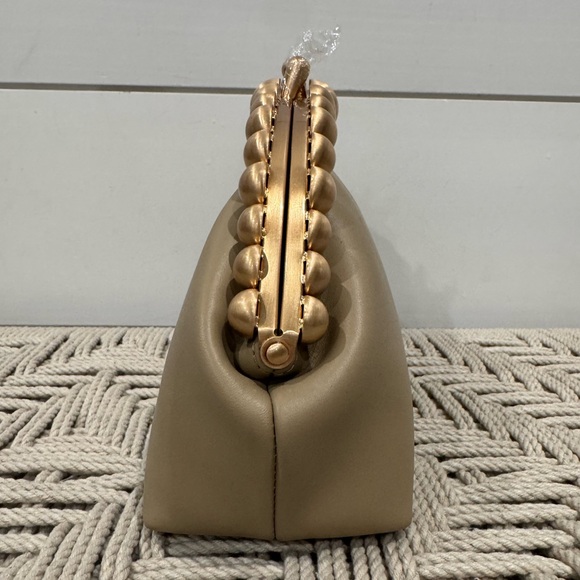NEW Cult Gaia tan leather Una clutch - Picture 4 of 7